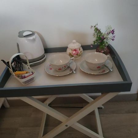 Chez Sylvie, Chambre Calme แซงต์-เลยอง-ซูร์-เวแซร์ ภายนอก รูปภาพ